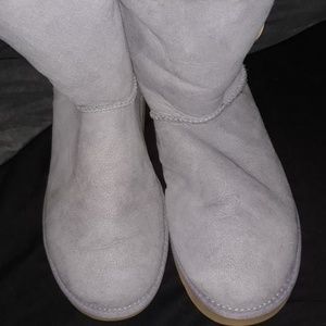 Womens ugg boots size 10